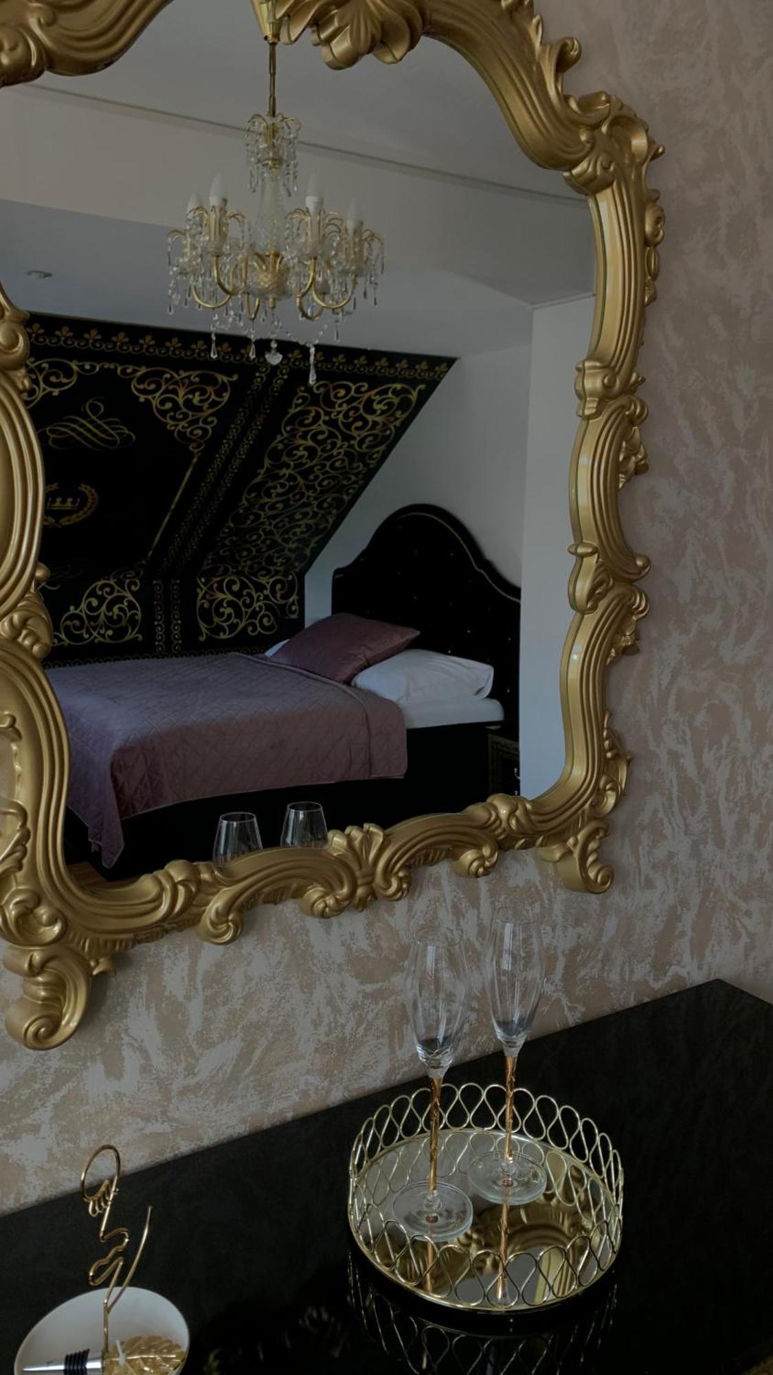Meduza Wellness Spa S Ubytovanim Hlohovec Buitenkant foto