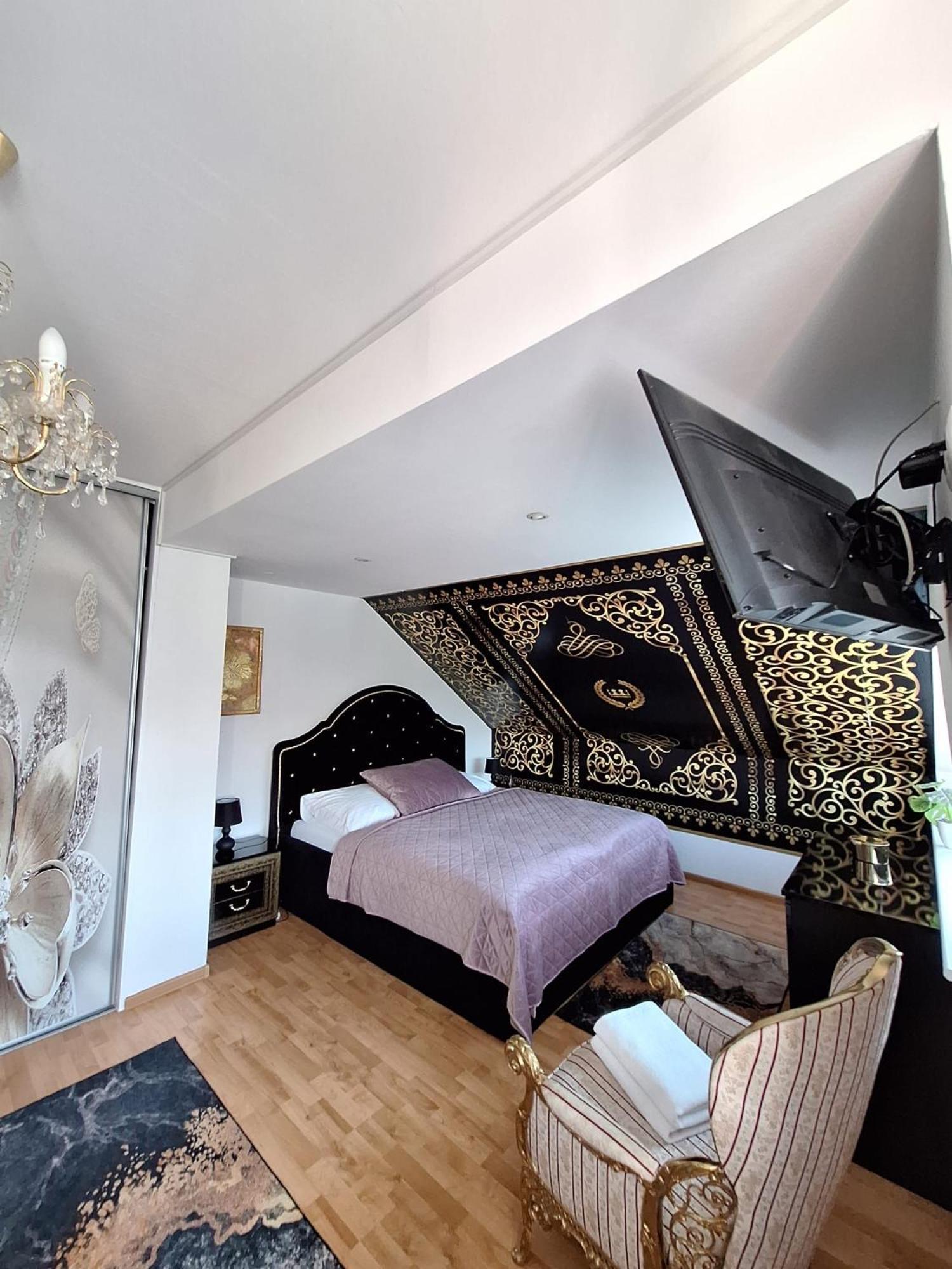 Meduza Wellness Spa S Ubytovanim Hlohovec Buitenkant foto